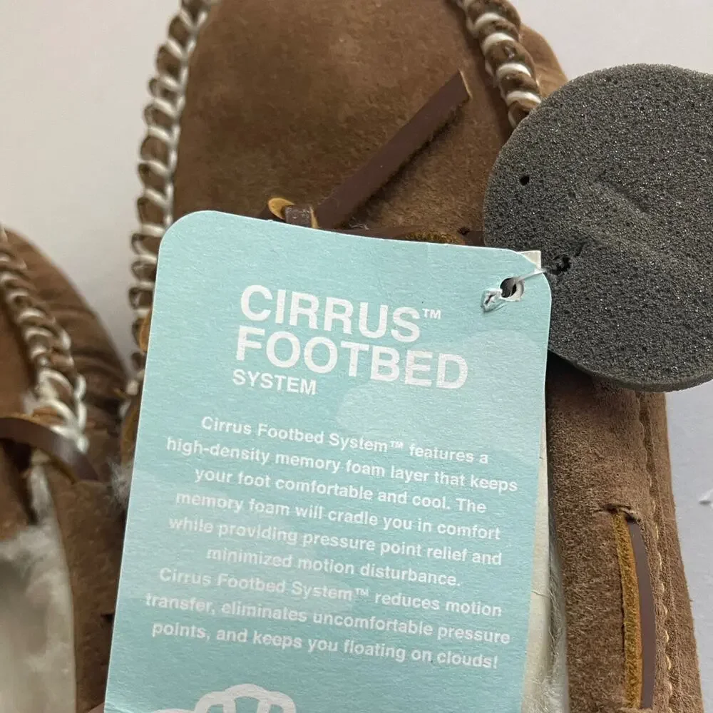 NWT Lamo Moc Slippers 1Y
